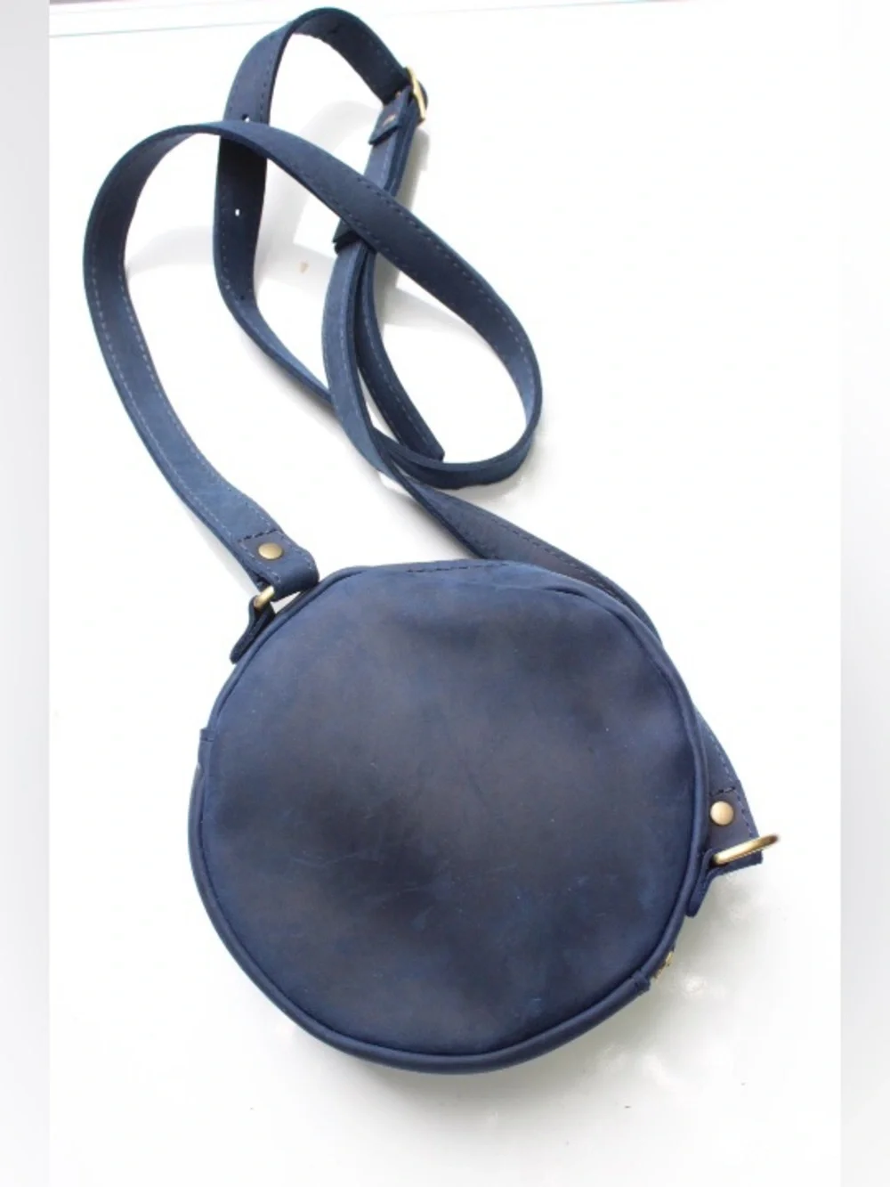 NWOT Portland leather Goods circle cross body bag